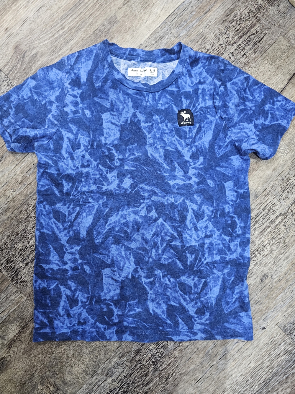 abercrombie kids Blue Tie-Dye Short Sleeve Tee with Moose Patch